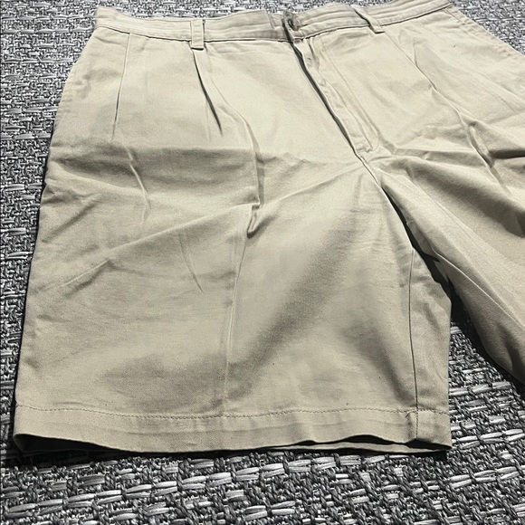 Siegfried & Company | Men’s Size 36 Tan Shorts - Picture 2 of 9